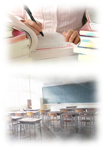 上:両脇に積まれた本の中央で紙にペンで文字を書いている人の写真、下:黒板や机、椅子などがある教室内の写真