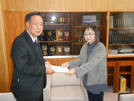 R5議長に意見書を提出